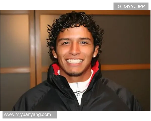 秘鲁足球明星盘点现役球员及其成就与影响力分析